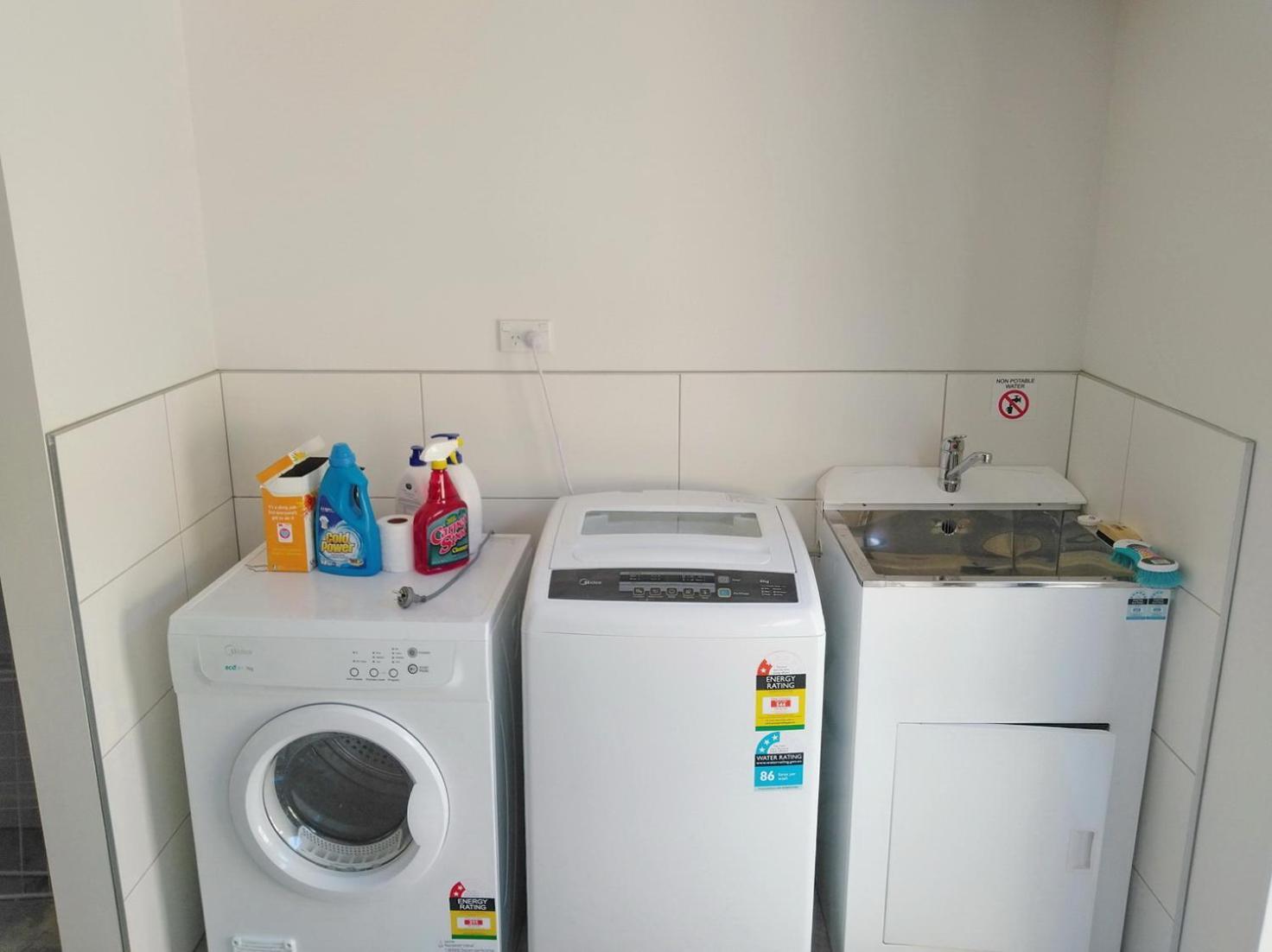 7Br 3Bh Beach Escape. 2 Min To Browns Bay Beach Auckland Eksteriør bilde