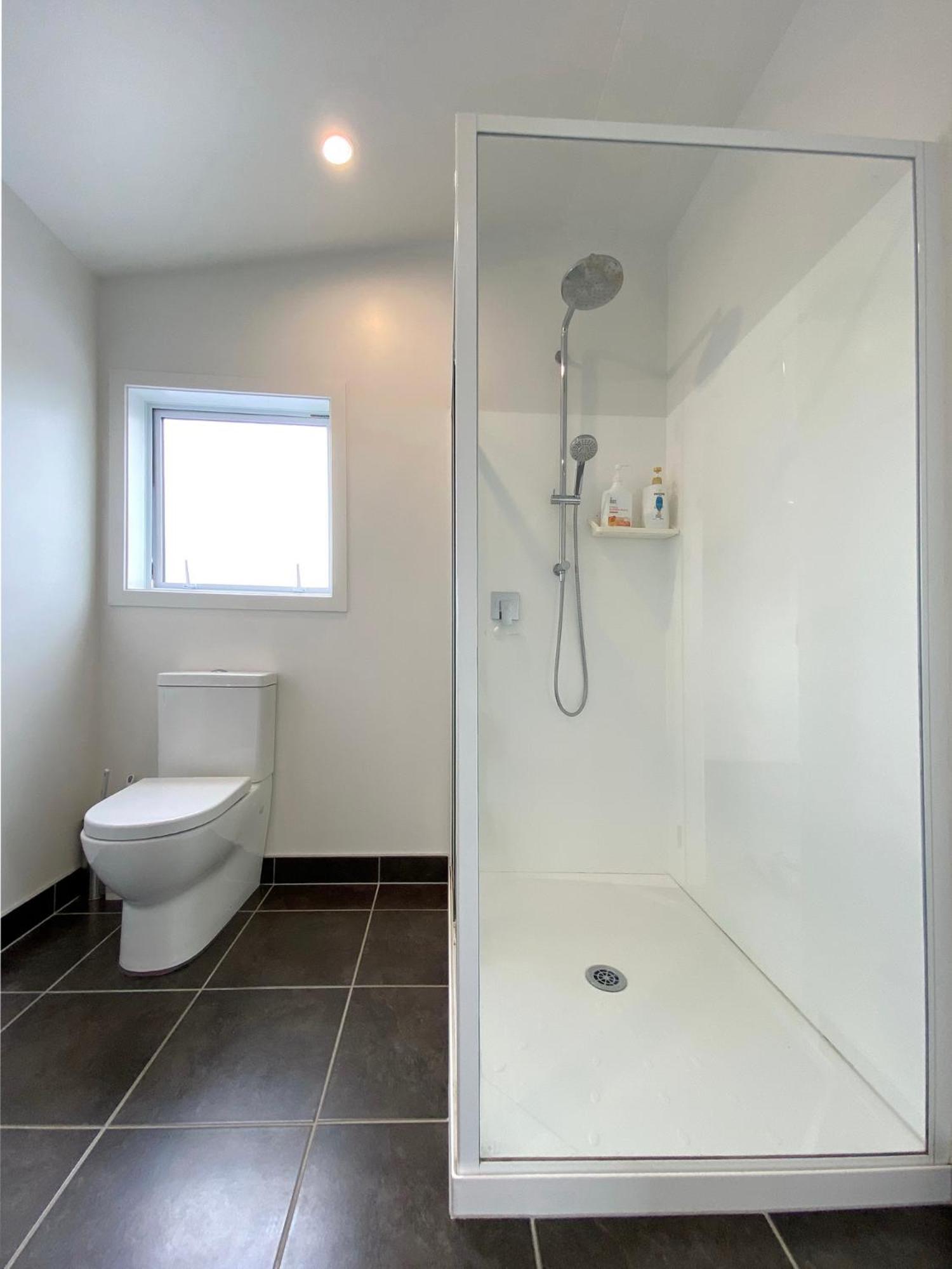7Br 3Bh Beach Escape. 2 Min To Browns Bay Beach Auckland Eksteriør bilde